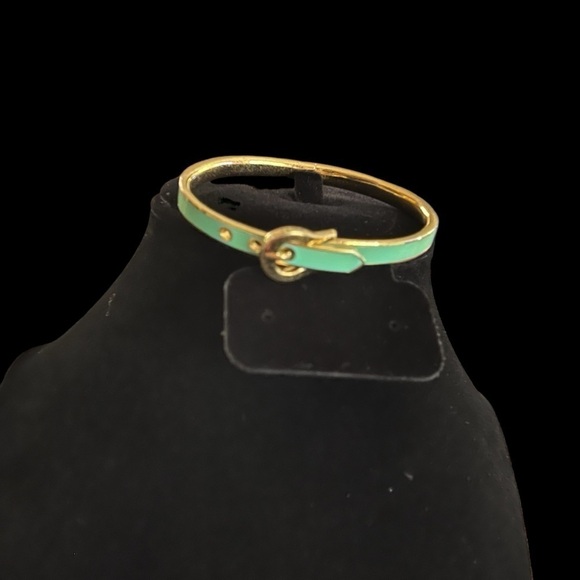 JUICY COUTURE Gold Tone Mint Green Enamel Belt Buckle Bracelet 2.25” to 2.5” - Picture 1 of 7